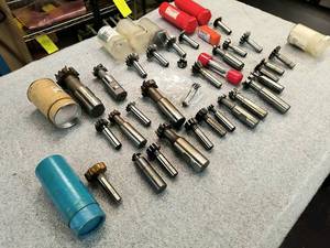 lot 330 image: (31) Assorted Size Keyseat Cutters ...