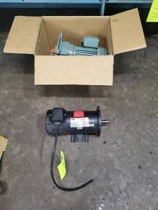 lot 360 image: Dayton permanent magnetic DC motor ...