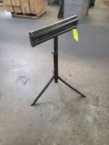 lot 363 image: Steel material roller stand...