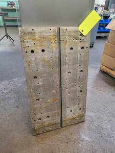 lot 367 image: Aluminum fixture plate...