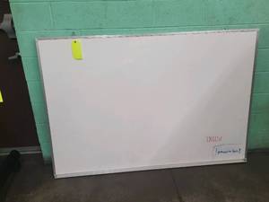 lot 375 image: 4x8 white board...