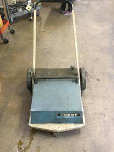 lot 403 image: Kent KS-260 Sweeper...