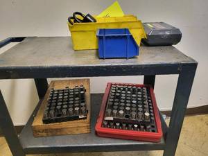 lot 418 image: Contents of cart gauge pins as sho...