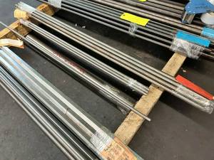 lot 203 image: Lot of Assorted Stainless Steel Rou...