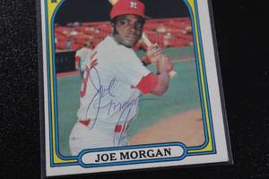 lot 46 image: 1972 Topps Joe Morgan #132 In Person Autograph Damaged - See Description