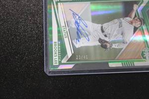 lot 86 image: 2022 Elite Extra Edition Status Die Cut Brooks Lee #8 Autograph 2345  Only 45 Exist