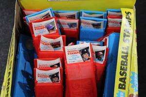 lot 106 image: 1983 Fleer Baseball Stamps Open Box