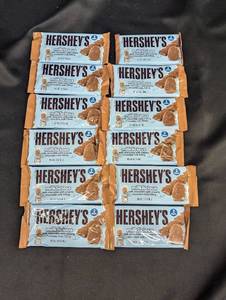 Lot of 10 Hersheys Milklicious Milk Chocolate Bars, 1.4 oz