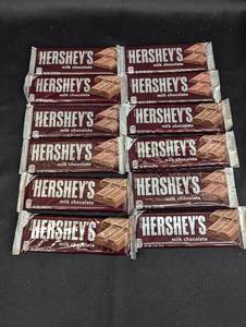 Lot of 10 Hersheys Milk Chocolate Bars