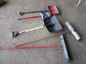 lot 42 image: Brooms & Shovels