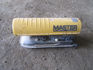 lot 46 image: Kerosene Shop Heater