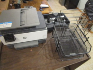 lot 61 image: Printer & Office Items