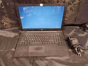 lot 49 image: Used HP Notebook with Charger