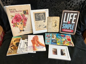 lot 39 image: Assorted vintage pictures, books, and vinyl records