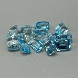 14.20 Carat Blue Topaz Rectangular Emerald Cut - Assorted Lot of Loose Stones