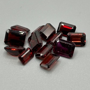 17.90 Carat Garnet Mixed Cut - Various Color, Size & Shape Assorted Lot of Loose Stones