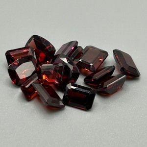 20.50 Carat Garnet Rectangular Emerald Cut - Various Color & Shape Assorted Lot of Loose Stones
