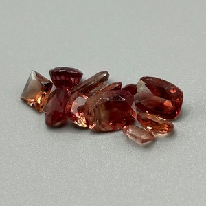 6.90 Carat Red Labradorite Mixed Cut - Various Color, Size & Shape Assorted Lot of 11 Loose Stones