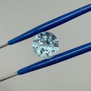3.67 Carat Blue Topaz Round Faceted Cut