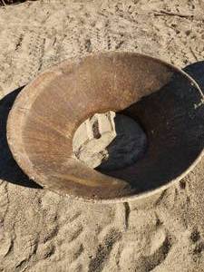 lot 17 image: Fire Pit Ring