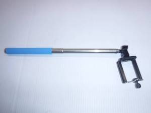 Smart Gear Telescopic Monopod Selfie Stick With Pivoting Head With Soft Rubber Grip  Approximately 31 Sticks 
