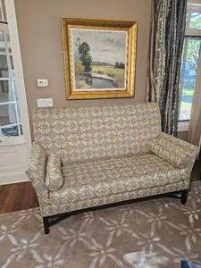 lot 4 image: Empire Tall Back Sofa