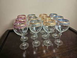 lot 26 image: Stunning Murano Stemmed Wine Glasses