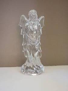 lot 25 image: Waterford Fine Crystal Figure - Angel of Hope