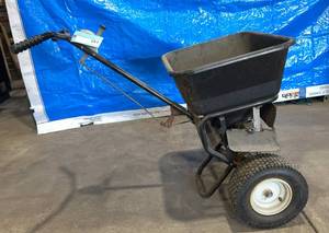 lot 3073 image: Salt Spreader