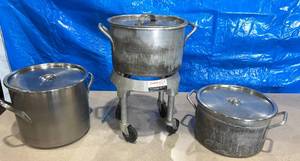 lot 3070 image: Cooking Pots & Mixing Bowl Dolly