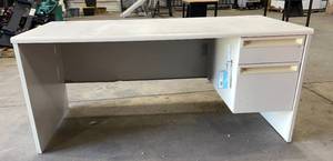 lot 3089 image: Office Desk