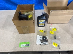 lot 2113 image: Hydraulic Fluid & Miscellaneous Gaskets