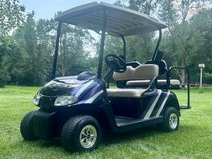BLACKPURPLESILVER EZGO RXV GOLF CART