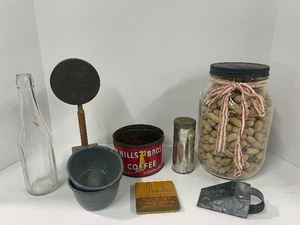 lot 105 image: Lot of Vintage Primitive and Repurposed Decor