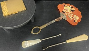 lot 146 image: Vintage Compact, Button Hooks and Fan