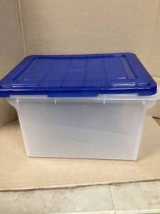 lot 27 image: 3 Bins and 3 Tops Customer Returns See Pictures