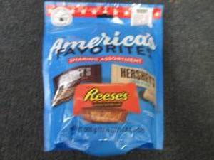 lot 512 image: 17.06 oz Americas Favorites Sharin...