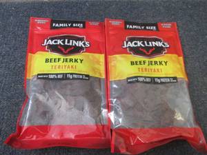 lot 541 image: 2- 10 oz Jack Links Teriyaki Beef J...