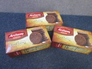 lot 547 image: 3- 8.75 oz Archway Soft Dutch Cocoa...