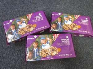 lot 551 image: 3- 7 oz Carmel DeLites Cookies...