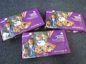 lot 553 image: 3- 7 oz Carmel DeLites Cookies...