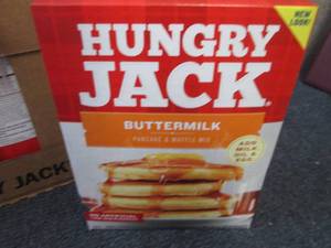 lot 593 image: 6- 32 oz Hungry Jack Buttermilk Pan...