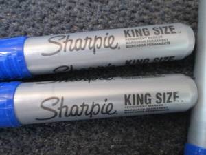 lot 58 image: 15- Sharpie King Size in Blue...