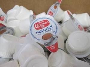 lot 98 image: 360 ct Carnation Half & Half...