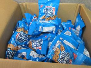 lot 104 image: 30-2 oz Mini Chips Ahoy...