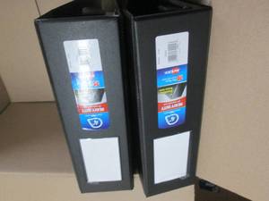 lot 126 image: 2 Avery 4 inch HD3 Ring Binders...