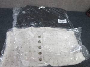 lot 198 image: 2 Madewell Sweaters Small Retail $8...