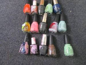 lot 259 image: 15 Assorted Nail Polish...