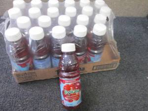 lot 263 image: 23- 10 oz Tropicana Cranberry...