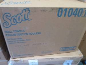 lot 346 image: Scott 01040 Hard Roll Towels, 1.5-I...